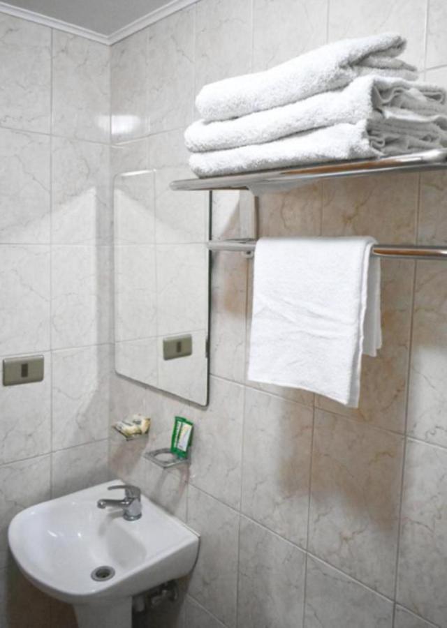 Hotel Plaza Colon Arica Bagian luar foto