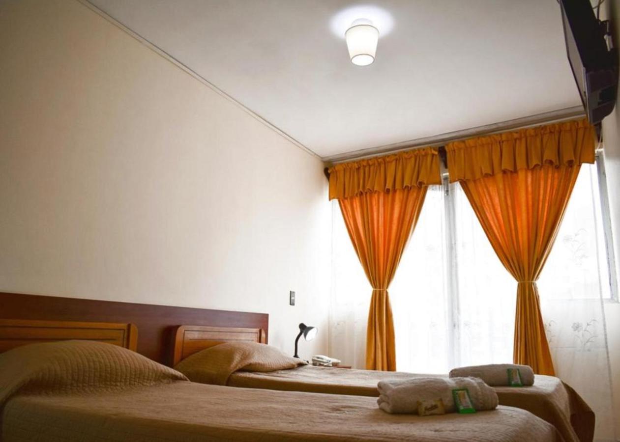 Hotel Plaza Colon Arica Bagian luar foto